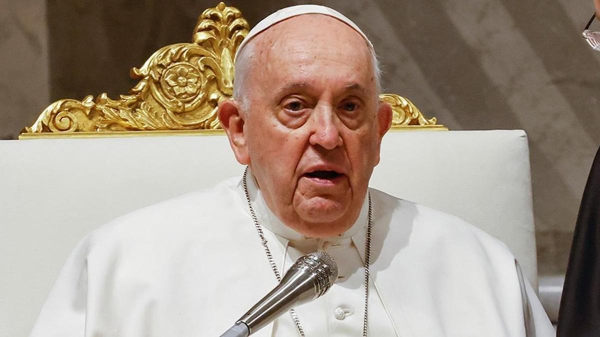 Hastaneye kaldırıldı! Papa Franciscus’un sağlık durumuna ilişkin yeni açıklama