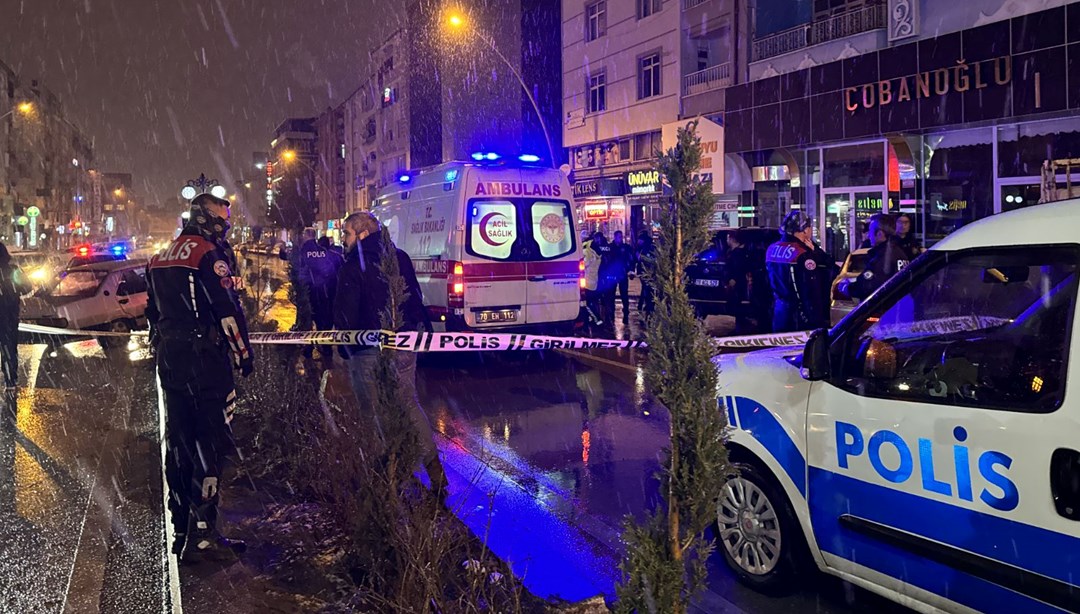 Kaza yapan alkollü sürücü, polis aracında kendini vurdu